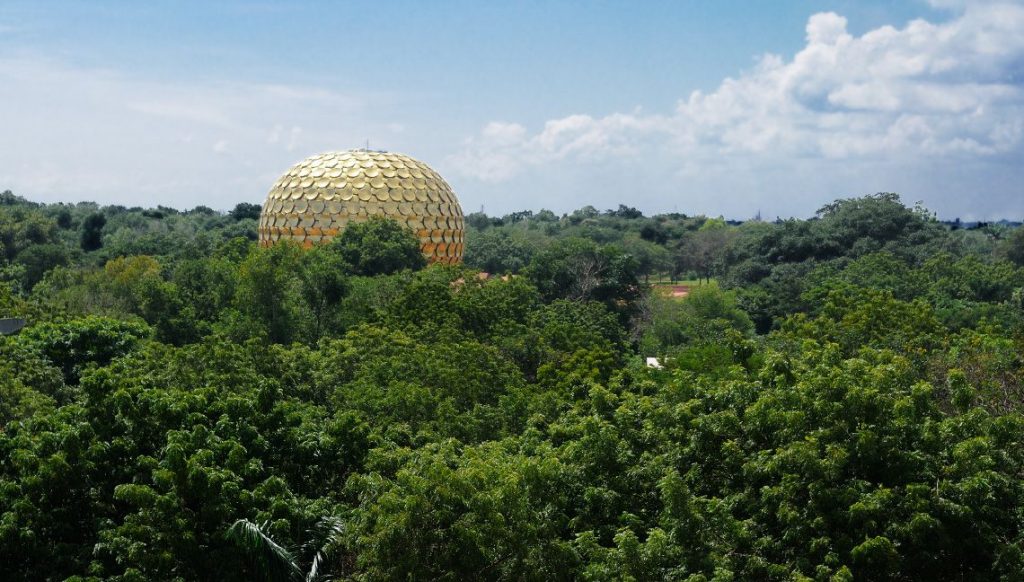 Hidup Di Dunia Lain Di Auroville